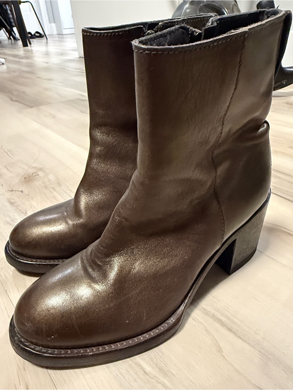 MOMA Brown Heeled Ankle Boots